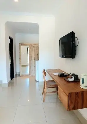 Oda, Havuz Manzaralı