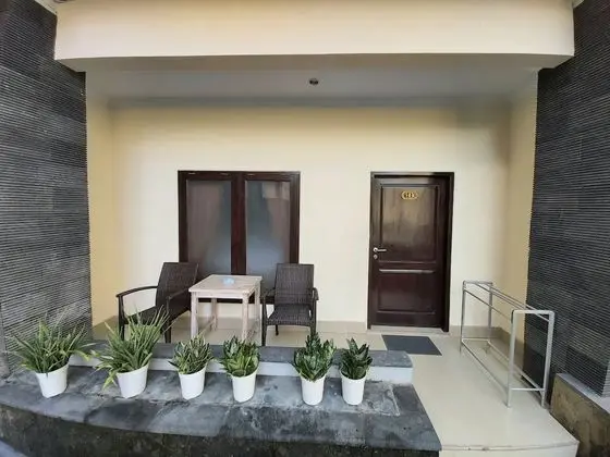 Oda, Havuz Manzaralı