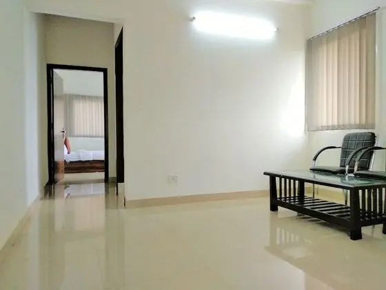 Royal Apart Daire, 1 En Büyük (King) Boy Yatak ve Çekyat, Engellilere Uygun, Bahçe Manzaralı