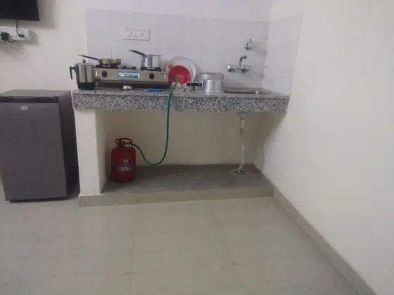 Royal Apart Daire, 1 En Büyük (King) Boy Yatak ve Çekyat, Engellilere Uygun, Bahçe Manzaralı