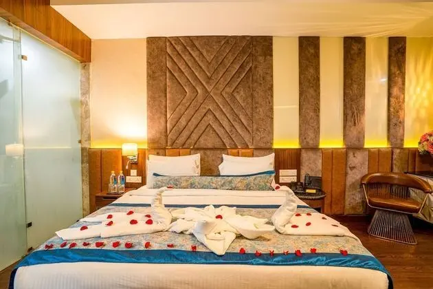 Grand Oda, 1 Çift Kişilik Yatak