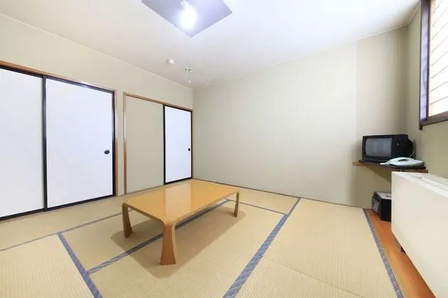 Traditional Oda (Japanese style, ｗ/toilet only,10-14㎡)