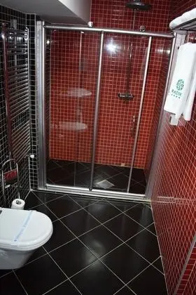 Family Apart Daire, 1 Büyük (Queen) Boy Yatak ve Çekyat, Sigara İçilmez, Bahçe Manzaralı