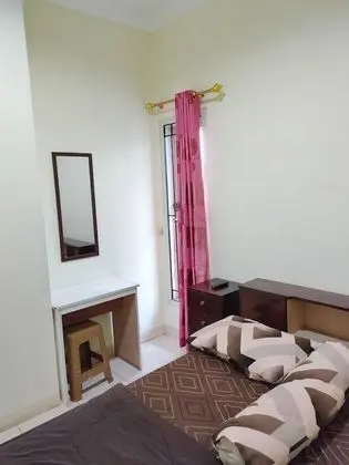 Tek Büyük Yataklı Oda