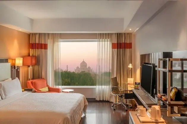 Superior Oda, Manzaralı (Taj View)