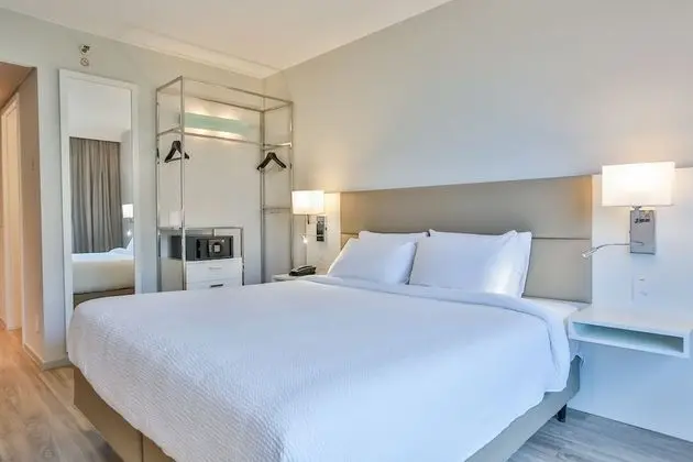 Quarto Superior Queen