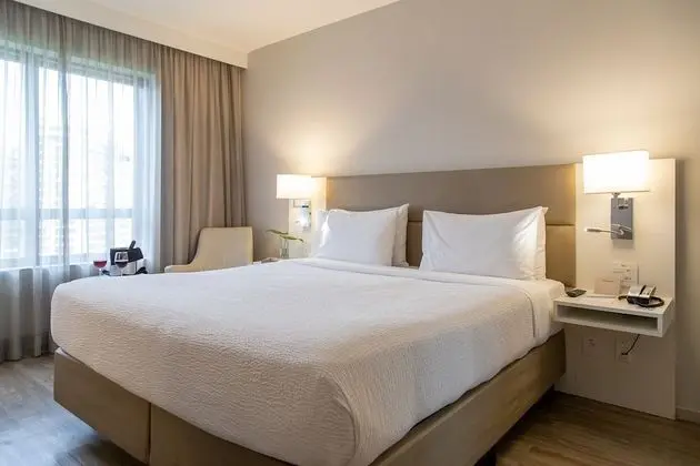 Quarto Superior Queen