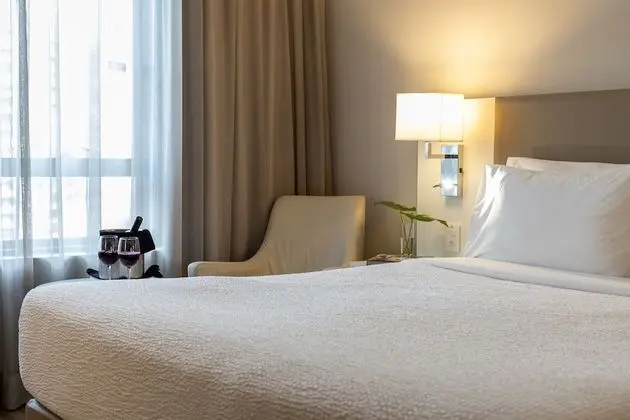 Quarto Superior Queen