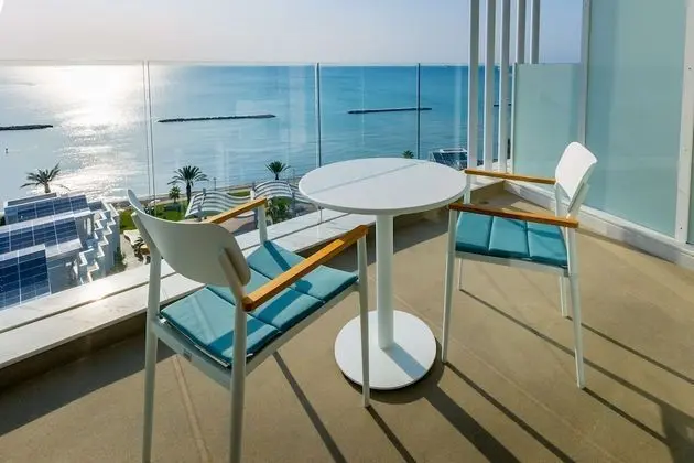 Superior Oda, Balkon, Deniz Manzaralı