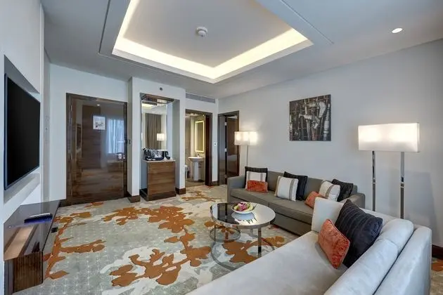 Süit, 1 Yatak Odası, Business Dinlenme Salonu Kullanımı
