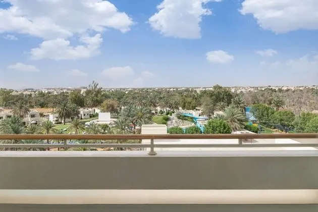 Superior Oda, Balkon