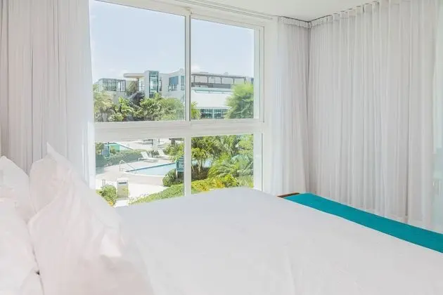 Süit, Sigara İçilmez, Havuz Manzaralı (1 King Bed,  2 Single Beds)