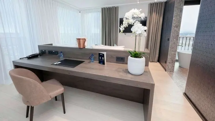 Süit, 1 Yatak Odası, Balkon