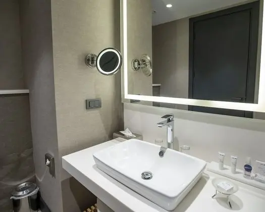 Standard Oda (Niger River View)