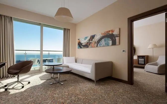 Family Oda, Deniz Manzaralı