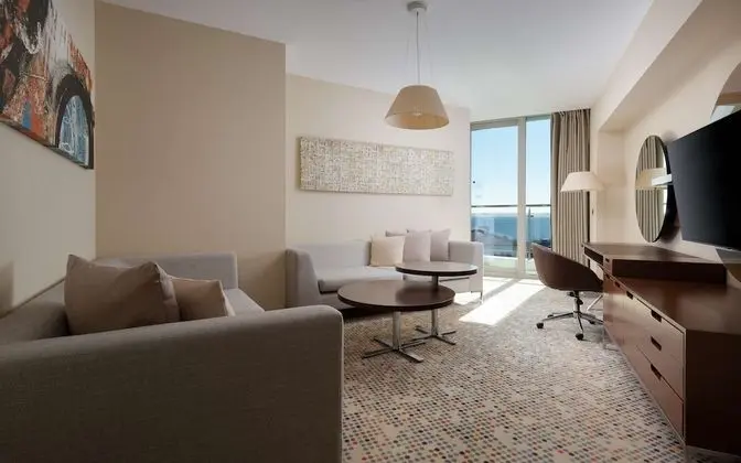 Junior Süit, Deniz Manzaralı (Jacuzzi)