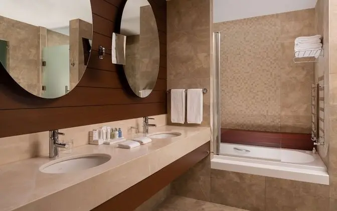 Junior Süit, Deniz Manzaralı (Jacuzzi)