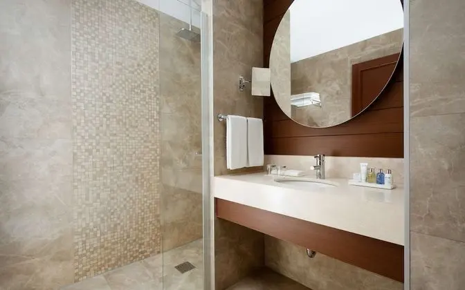 Junior Süit, Deniz Manzaralı (Jacuzzi)