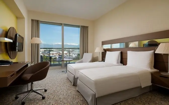 Standard Oda, Dağ Manzaralı