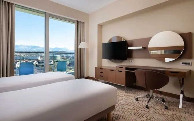 Standard Oda, Dağ Manzaralı