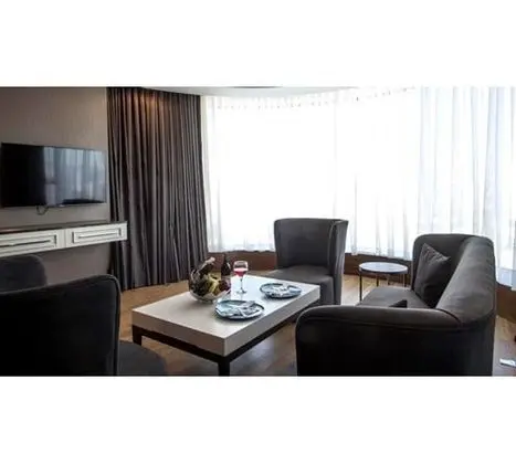 Standart Oda,Şehir Manzaralı