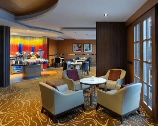 Executive Oda (Lounge Access)