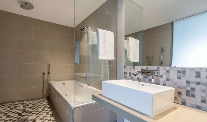 Superior Oda, Şehir Manzaralı (Sandton)