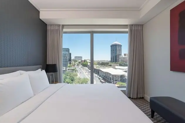 Superior Oda, Şehir Manzaralı (Sandton)