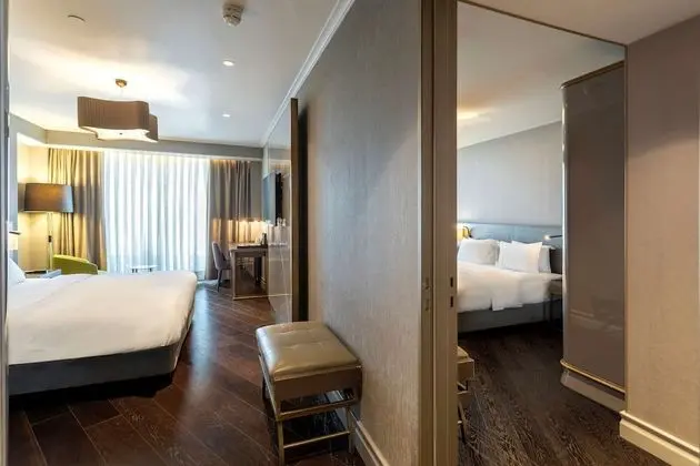 Children's theme room