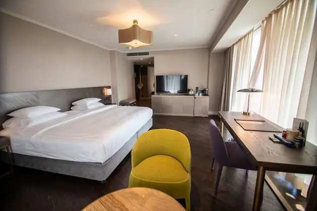 Junior Süit, Balkon, Bahçe Manzaralı