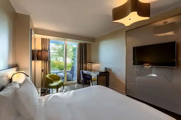Premium Oda, Balkon, Bahçe Manzaralı