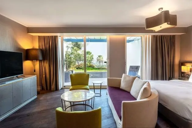 Süit, Balkon, Bahçe Manzaralı