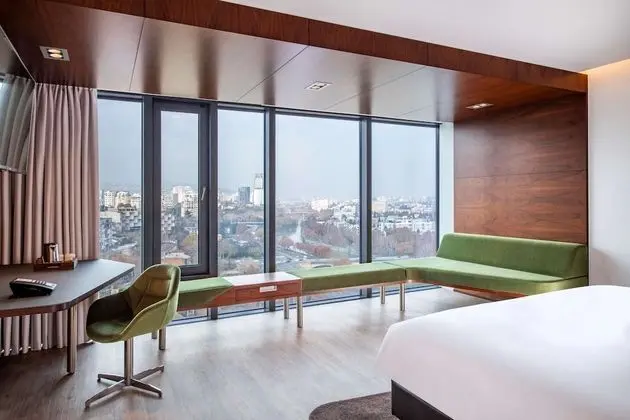Superior Oda, Şehir Manzaralı (High Floor)