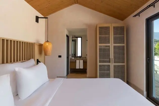 Mezzanine Suite Custom Özel Havuzlu Oda