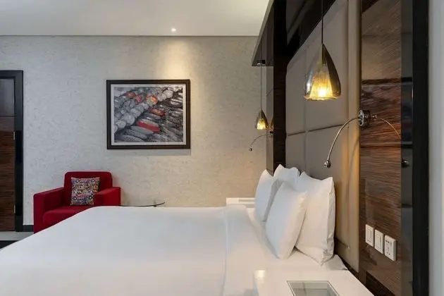Premium Oda, Teras, Havuz Manzaralı