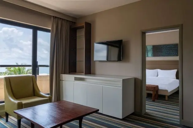 Süit, Balkon (Lounge Access)