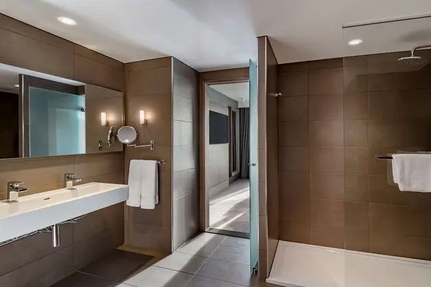Süit, 1 Yatak Odası (Lounge Access)