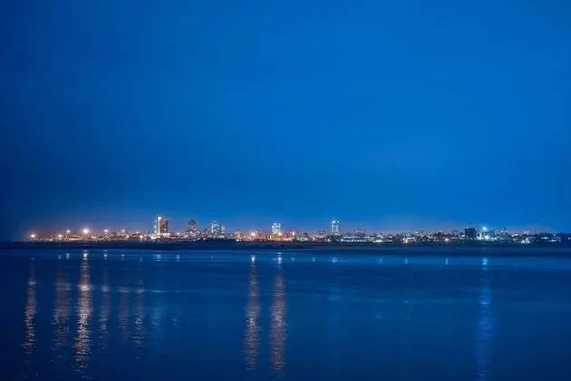 Süit, Nehir Manzaralı (Lounge Access)