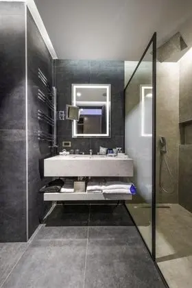 Standart Oda, Bahçe Manzaralı, Balkonlu