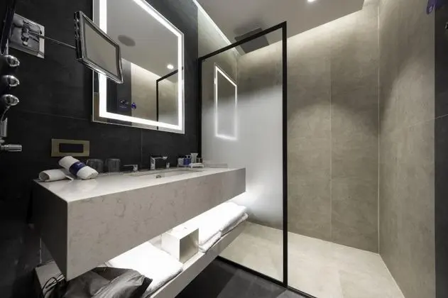 Standart Oda, Bahçe Manzaralı, Balkonlu
