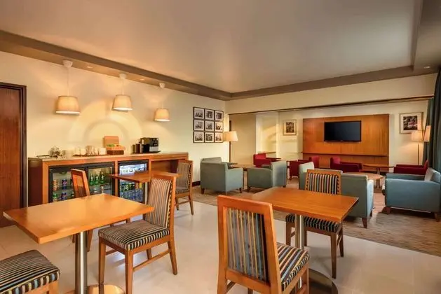 Executive Oda (Lounge Access)