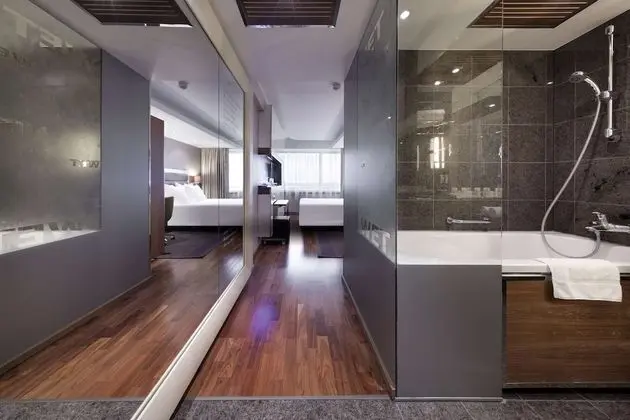 Superior Oda (Old Town View)