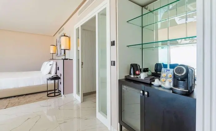 Junior Oda, Balkon, Deniz Manzaralı