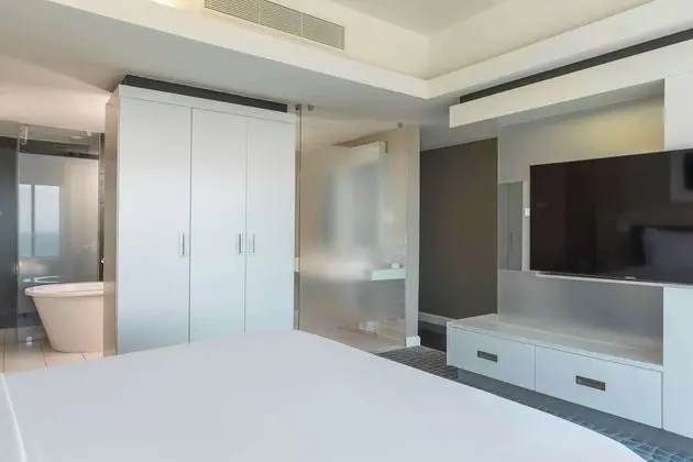 Junior Süit, Okyanus Manzaralı