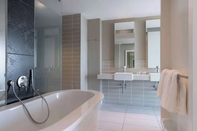 Junior Süit, Okyanus Manzaralı