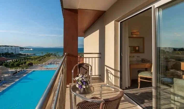 Premium Oda, Balkon, Deniz Manzaralı