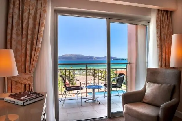 Premium Oda, Balkon, Deniz Manzaralı