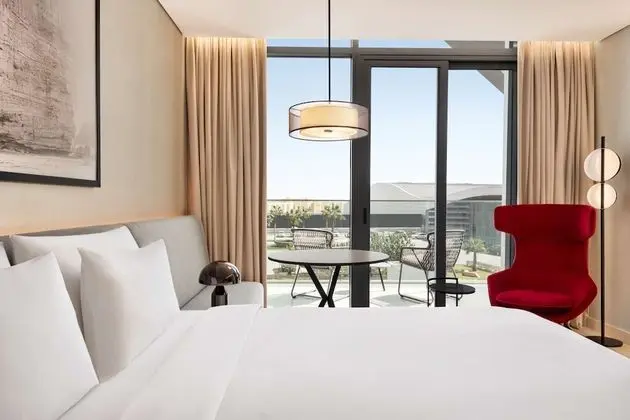 Executive Oda, Sigara İçilmez, Balkon (Lounge Access)