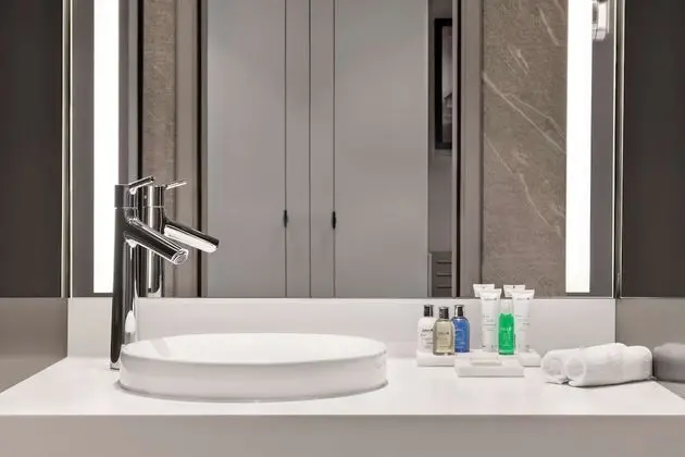 Executive Oda, Sigara İçilmez, Balkon (Lounge Access)