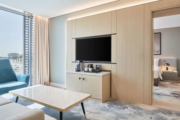 Junior Oda, Sigara İçilmez (Lounge Access)